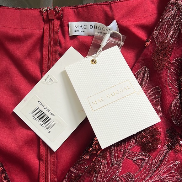 MAC DUGGAL Embellished Illusion Long Sleeve Fit & Flare Dress. - Picture 16 of 16